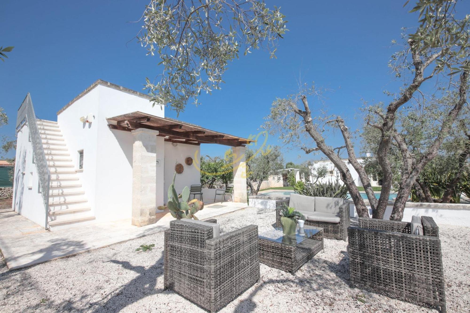 Td Dimora Del Giglio With Organic Garden With Pool Villa Ostuni Buitenkant foto