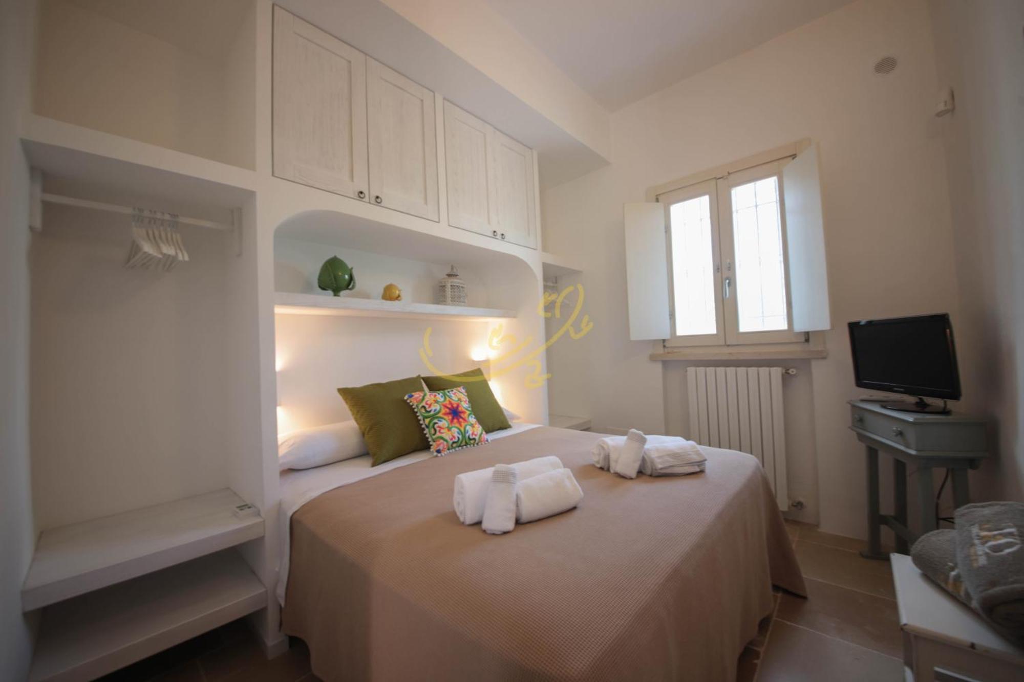 Td Dimora Del Giglio With Organic Garden With Pool Villa Ostuni Buitenkant foto